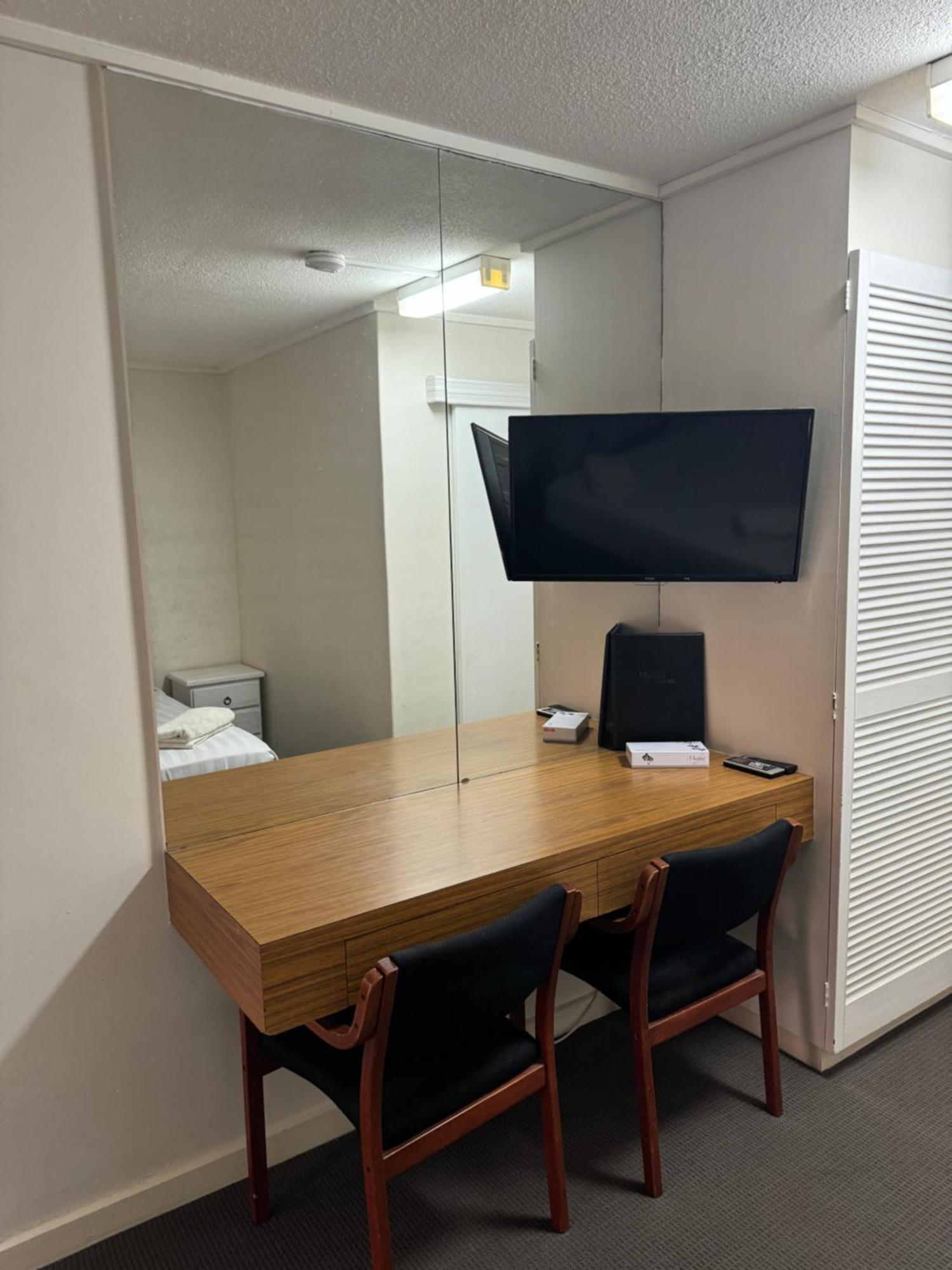 מילדורה Mid City Plantation Motel מראה חיצוני תמונה