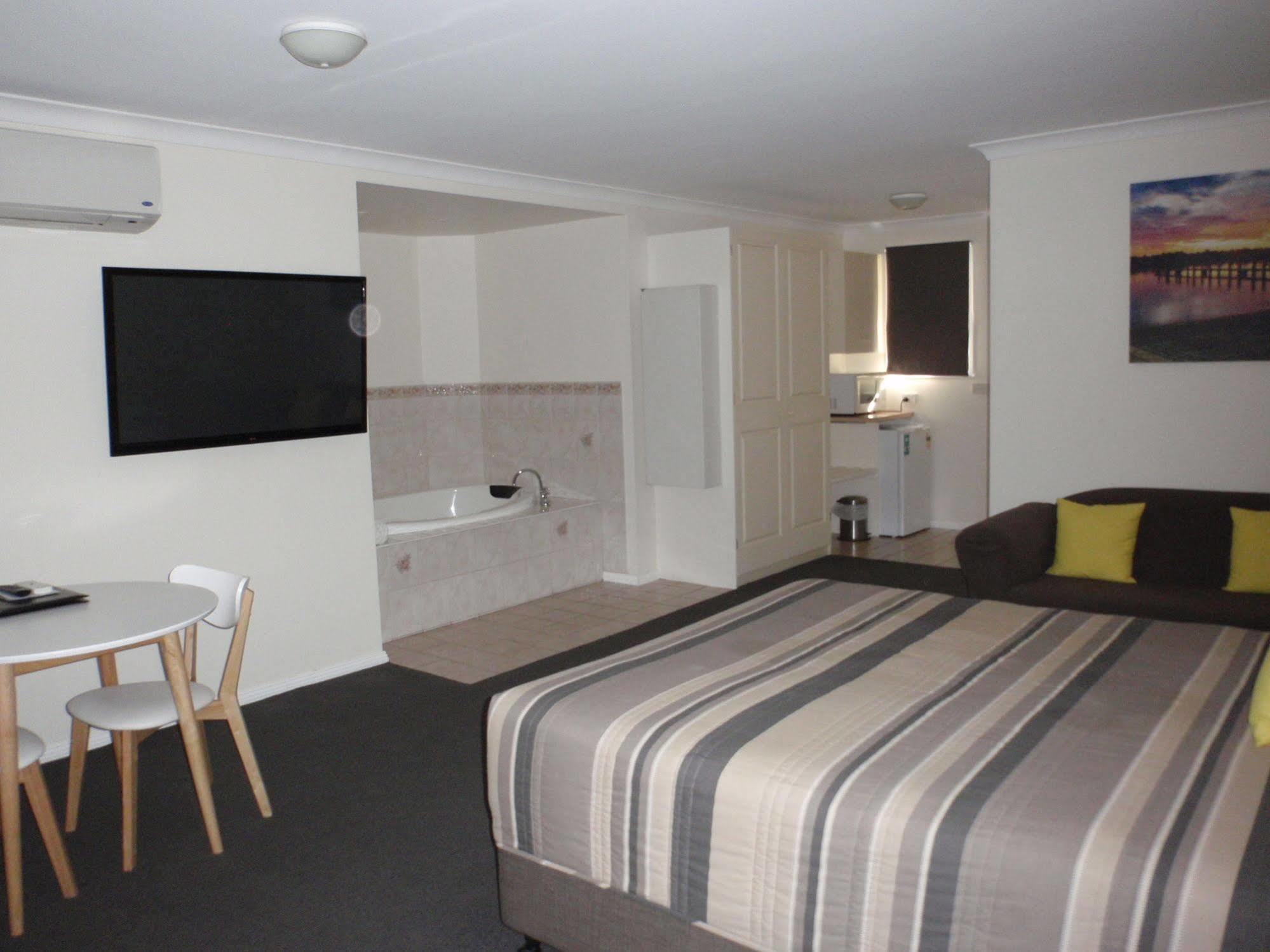 מילדורה Mid City Plantation Motel מראה חיצוני תמונה